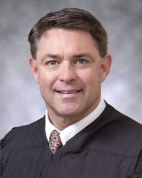 Edwin A. Scales III 法官的照片 Edwin A. Scales III 法官的照片